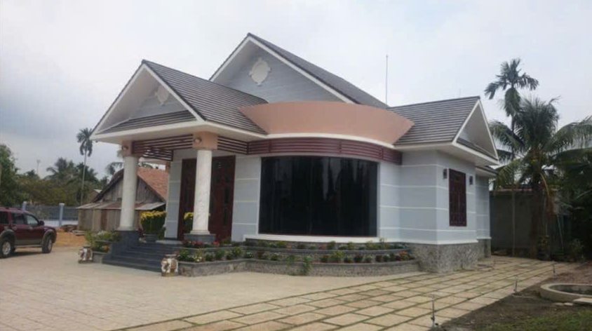 Biệt thự vườn Phước Thiền làm xong, vành cong trên mảng kính và bồn hoa nhiều cấp